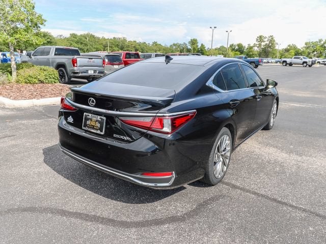 2023 Lexus ES ES 300h Luxury
