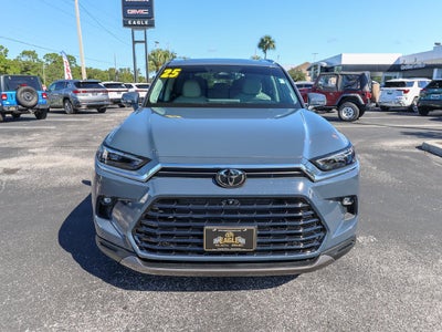 2025 Toyota Grand Highlander XLE
