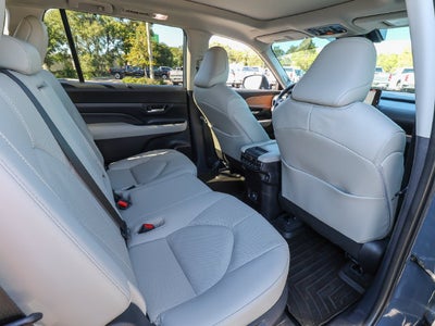 2025 Toyota Grand Highlander XLE