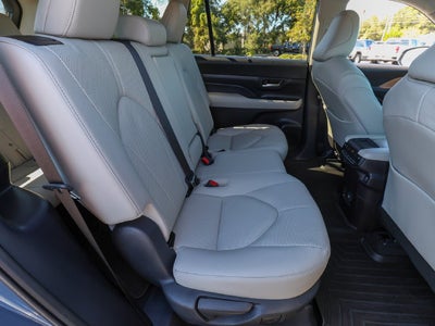 2025 Toyota Grand Highlander XLE