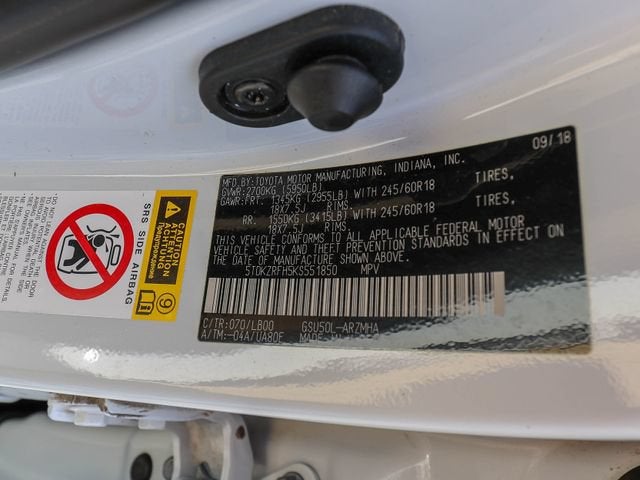 2019 Toyota Highlander SE