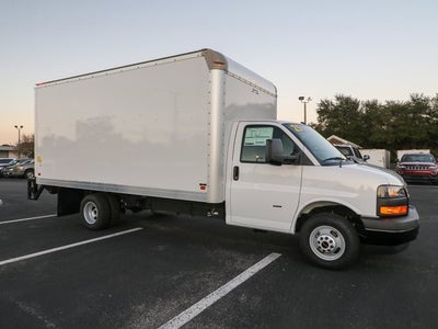 2025 GMC Savana Cutaway 3500 1WT
