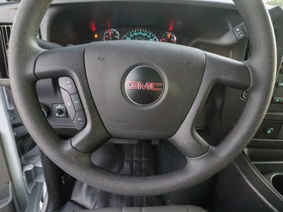 2025 GMC Savana Cutaway 3500 1WT