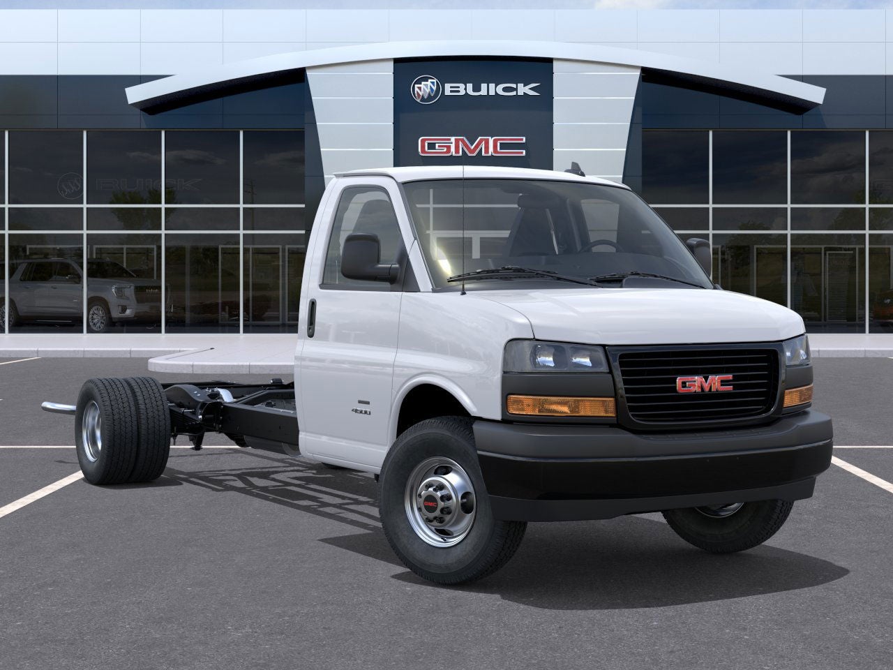 2025 GMC Savana Cutaway 3500 1WT