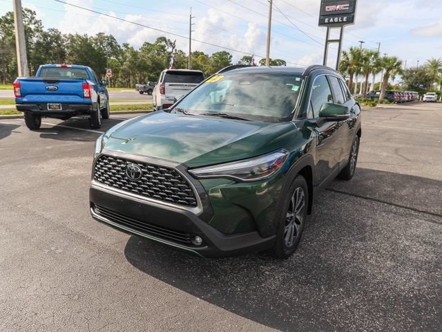 2023 Toyota Corolla Cross XLE