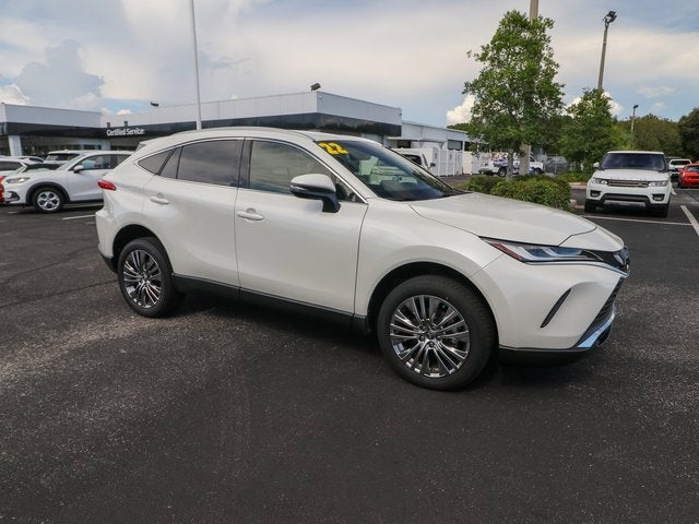 2022 Toyota Venza LE