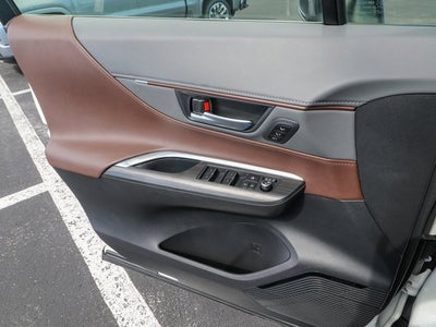 2022 Toyota Venza LE