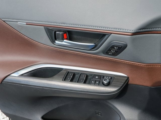 2022 Toyota Venza LE