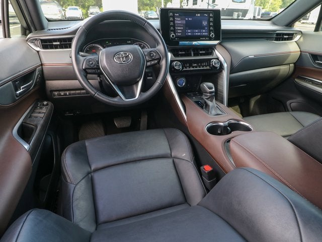 2022 Toyota Venza LE