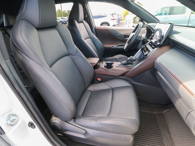 2022 Toyota Venza LE