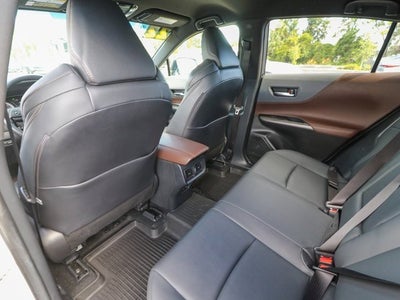 2022 Toyota Venza LE