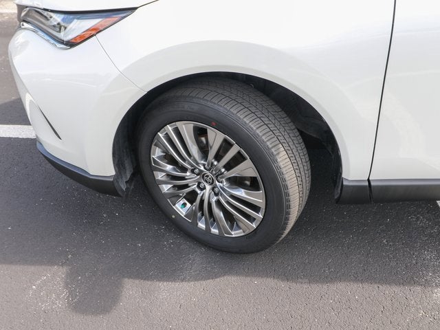 2022 Toyota Venza LE