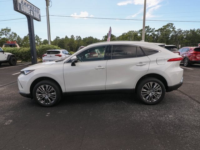 2022 Toyota Venza LE