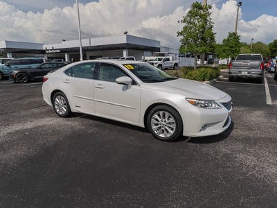 2013 Lexus ES 300h Hybrid