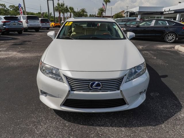 2013 Lexus ES 300h Hybrid