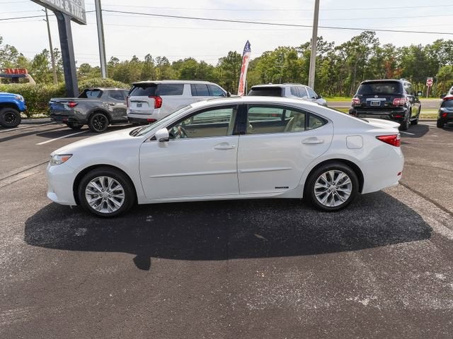 2013 Lexus ES 300h Hybrid