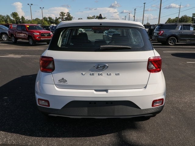 2021 Hyundai Venue SE