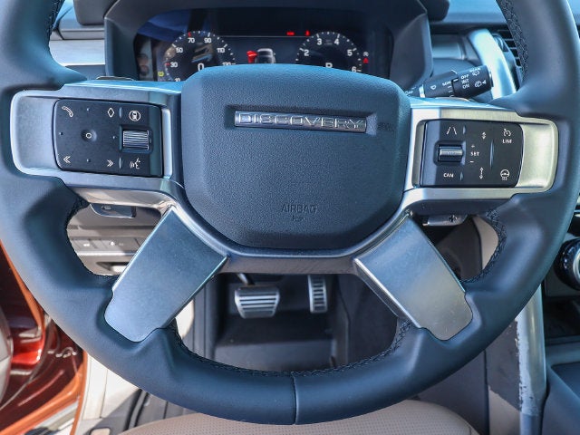 2026 Land Rover Discovery Gemini Edition