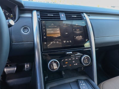 2026 Land Rover Discovery Gemini Edition
