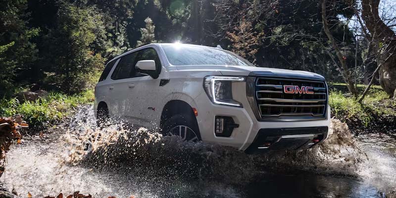 White 2023 GMC Yukon